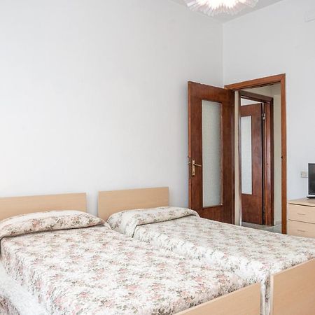 Iss Travel Apartments Casa Maria In Marina Di Massa Massa  Exterior photo